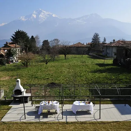Sleeps 4 Air Con Appartement